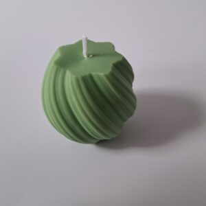 Kaars bol twist groen